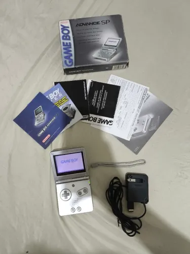Gameboy advance sp na caixa cib