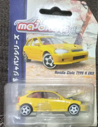 miniatura majorette