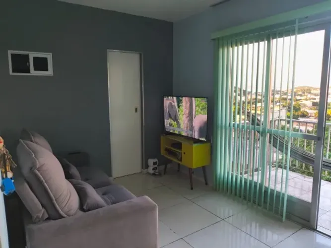 Vendo Excelente Aptº, 01 Quarto, Closet, Sala, Cozinha, Varanda, Bicicletário, Câmeras.