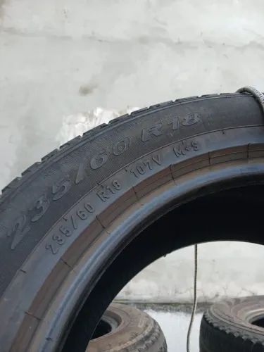 Vendo pneus aro 18