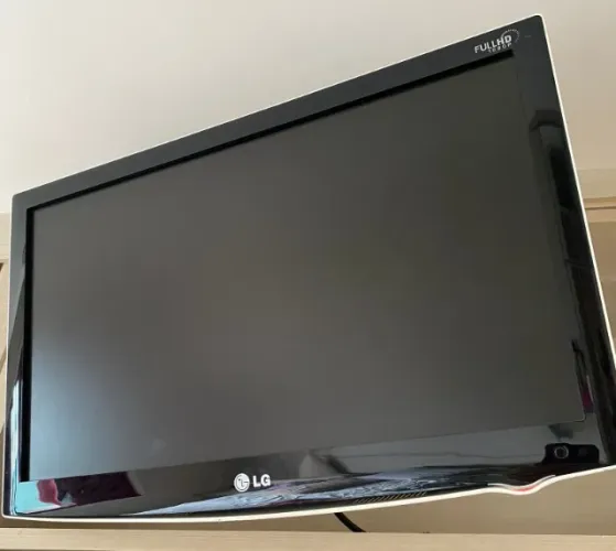 TV LG 22 Full HD - Funcionando Perfeitamente