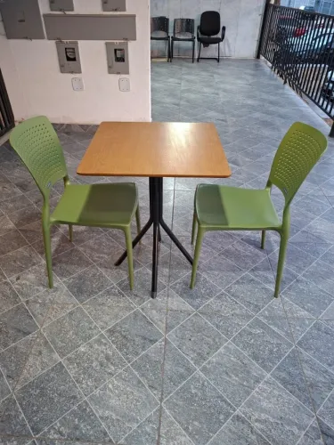 Kit Mesas Bistrô + Cadeiras Tramontina - Mesas Canela Bar/Padaria + Cadeiras Verde Safira