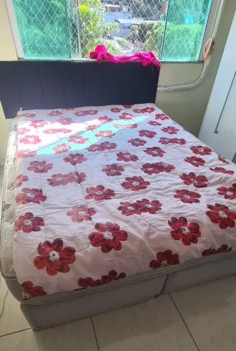 EDREDON SOLTEIRO ROSA COM FLORES
