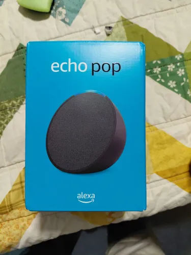 Echo pop lacrada na caixa