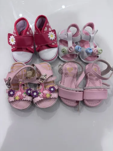 Sapato e sandália bebê menina