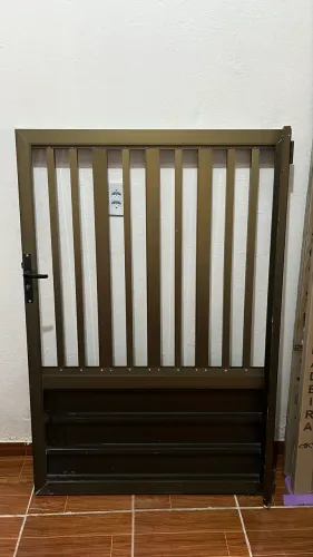 Portão de alumínio