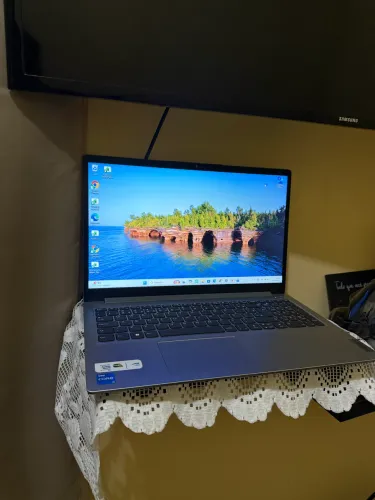 Notebook Lenovo core i3 256gb SSD