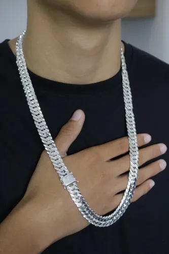 Cordão de prata