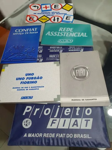Conjunto de Manuais Fiat Uno Fire 2002 *usado*