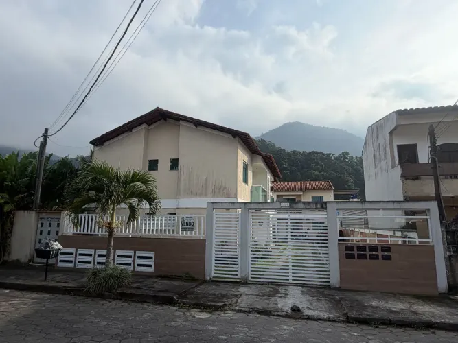APARTAMENTO NO SEGUNDO PAVIMENTO A VENDA EM MURIQUI