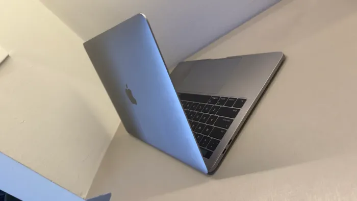 MacBook Pro 13-inch 2016