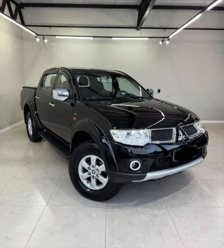 Mitsubishi L200 Triton HPE 3.5 CD V6 24V Flex Aut. 2013