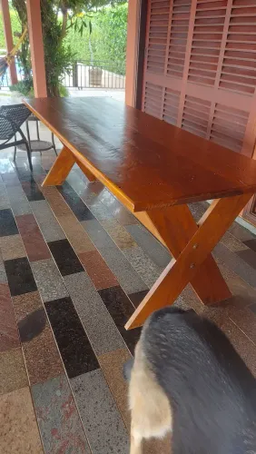 Mesa madeira maciça 