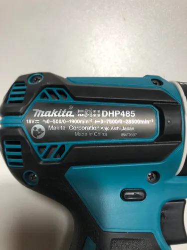 Parafusadeira/Furadeira Makita DHP485