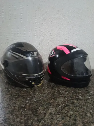 2 Capacetes (Masculino e feminino)