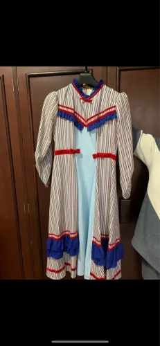 vestido de prenda infantil