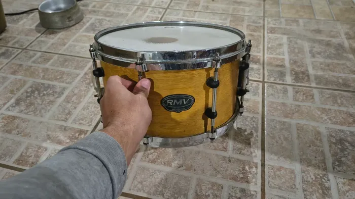 Caixa RMV 13X7