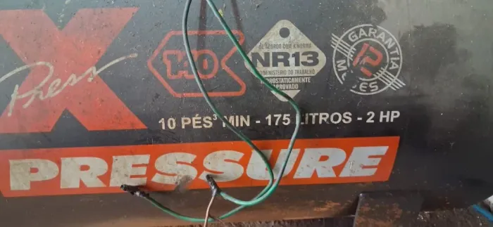 Compressor sem motor elétrico de partida e motor mecânico precisado de retifica