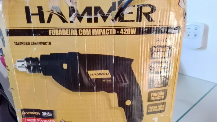 Vendo Máquina de furar 