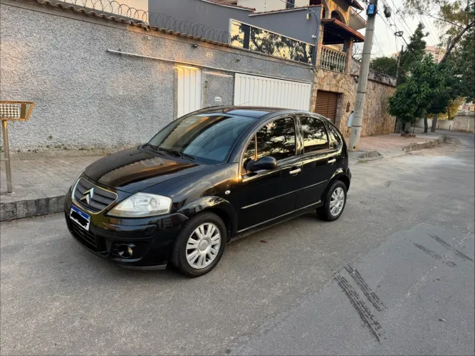 Citroen C3 Exclusive 1.4 Flex 8V 5P 2011
