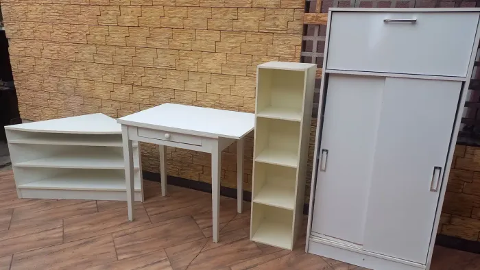 Entrego: Conjunto de móveis para Quarto com Mesa Armário rack de canto e torre tudo branco