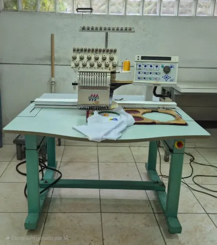 Máquina de bordado eletrônico industrial Tajima 1 cabeça e 12 agulhas