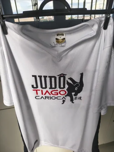 Camiseta judô