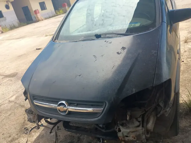 Vendo capô da Zafira 2011