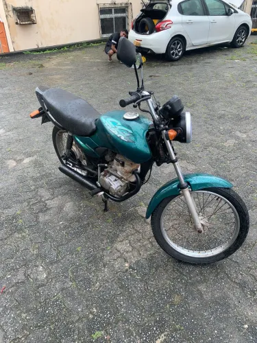 Titan KS 2002 Leilão 