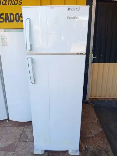 Geladeira Esmaltec duplex 330L