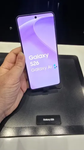 Samsung S26