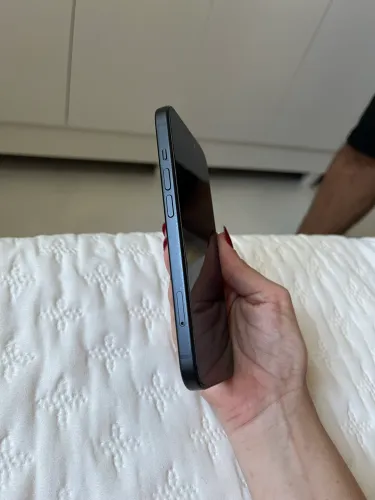 iPhone 15 128gb