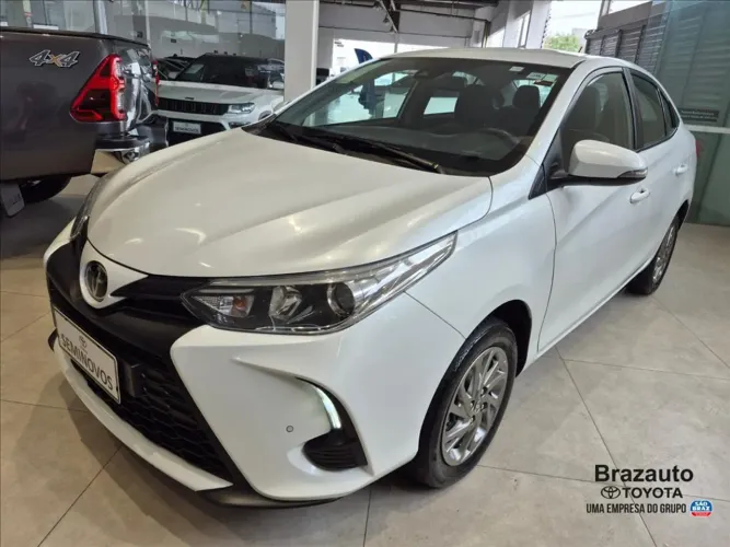 Toyota Yaris XS Connect Sedan 1.5 Flex 16V AUT 2023