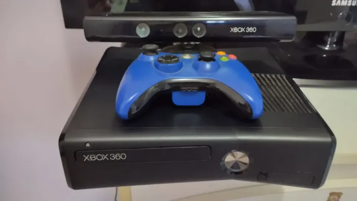 Xbox 360 Slim