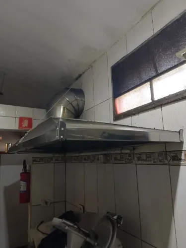Coifa inox 80 centímetros por 2.10/ altura de 90 cm