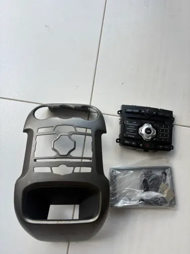 Moldura Original Som Ranger 2013 