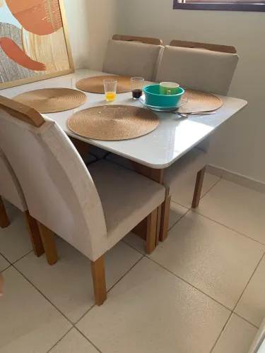 Mesa 4 cadeiras 