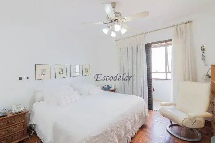 Apartamento com Varanda, ar condicionado .4 quartos ,1 suite, à venda, 187 m² ,- Vila Mari