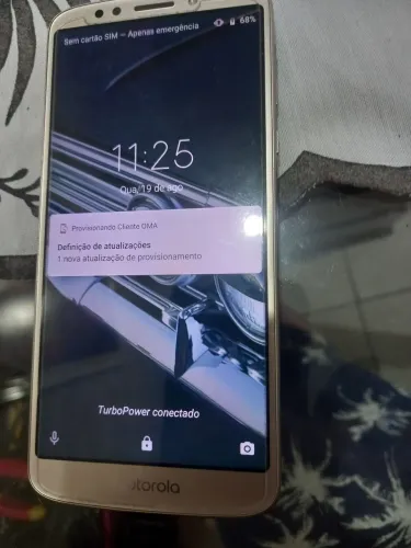 Celular moto g6 play