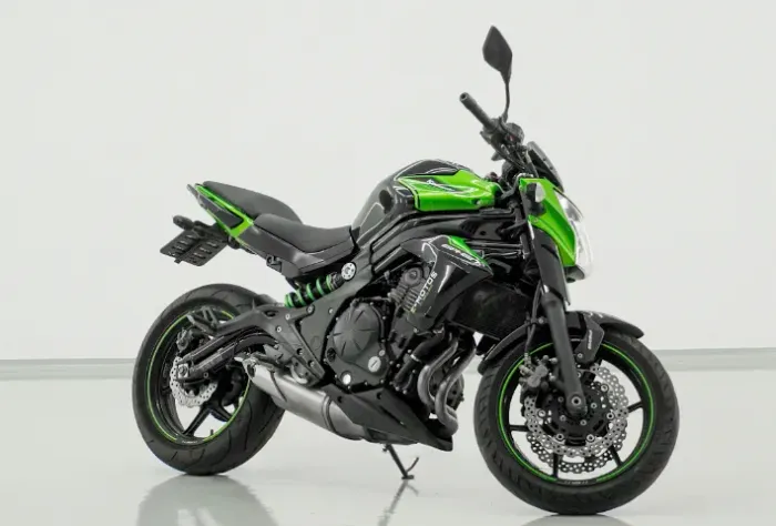 Kawasaki Er-6n