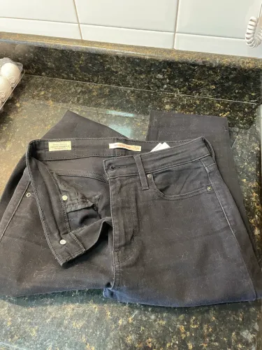 Calça levis