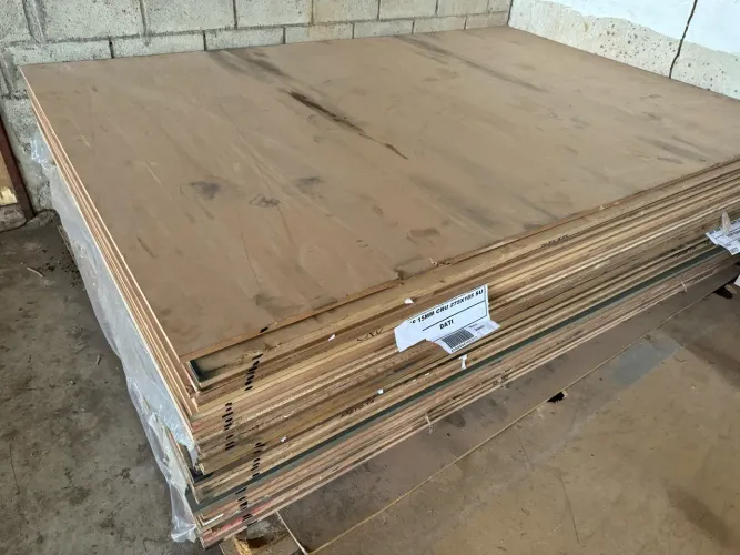 Vendo chapa de Mdf cru 15mm 