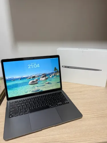 MacBook Air M1 13? 8GB 256GB SSD - Bateria 98% - Estado Impecável