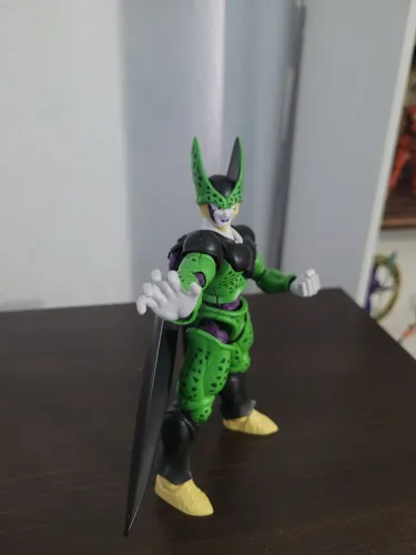 Cell model kit bandai