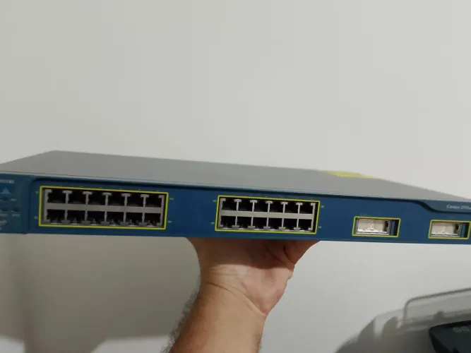 Switch cisco modelo 2950 24 portas ethernet alimentação Dc
