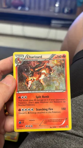 Pokémon Charizard 19/113 Legendary Treasures 2013 Holo