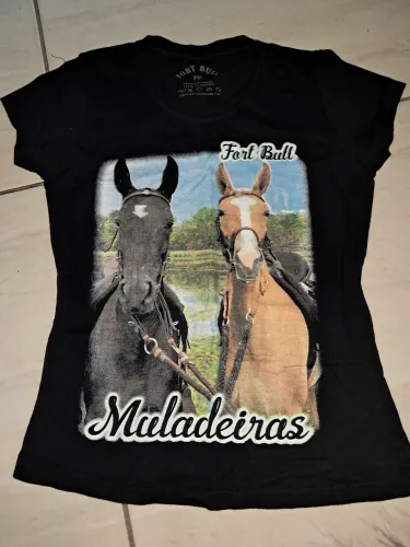 Vende se blusa da muladeira; usada só uma vez.