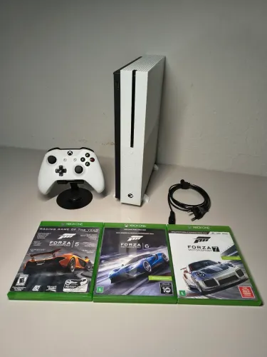 Xbox One S 500GB - Com Trilogia Forza!