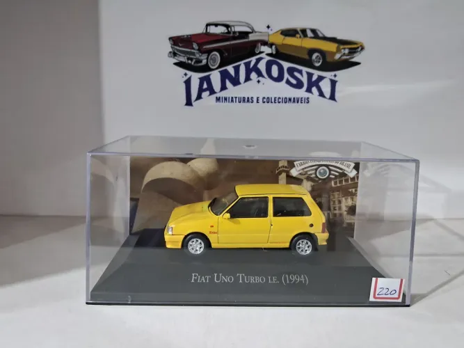 Miniatura Fiat Uno Turbo Escala 1 43
