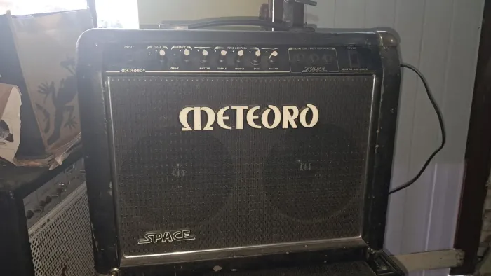 Caixa Meteoro Space 50w